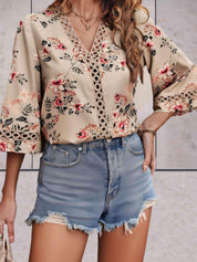 Noelle - V-Neck Floral Swing Sleeve Top