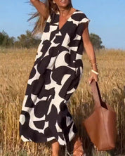 Zoey - Casual Elegance Maxi Dress Black