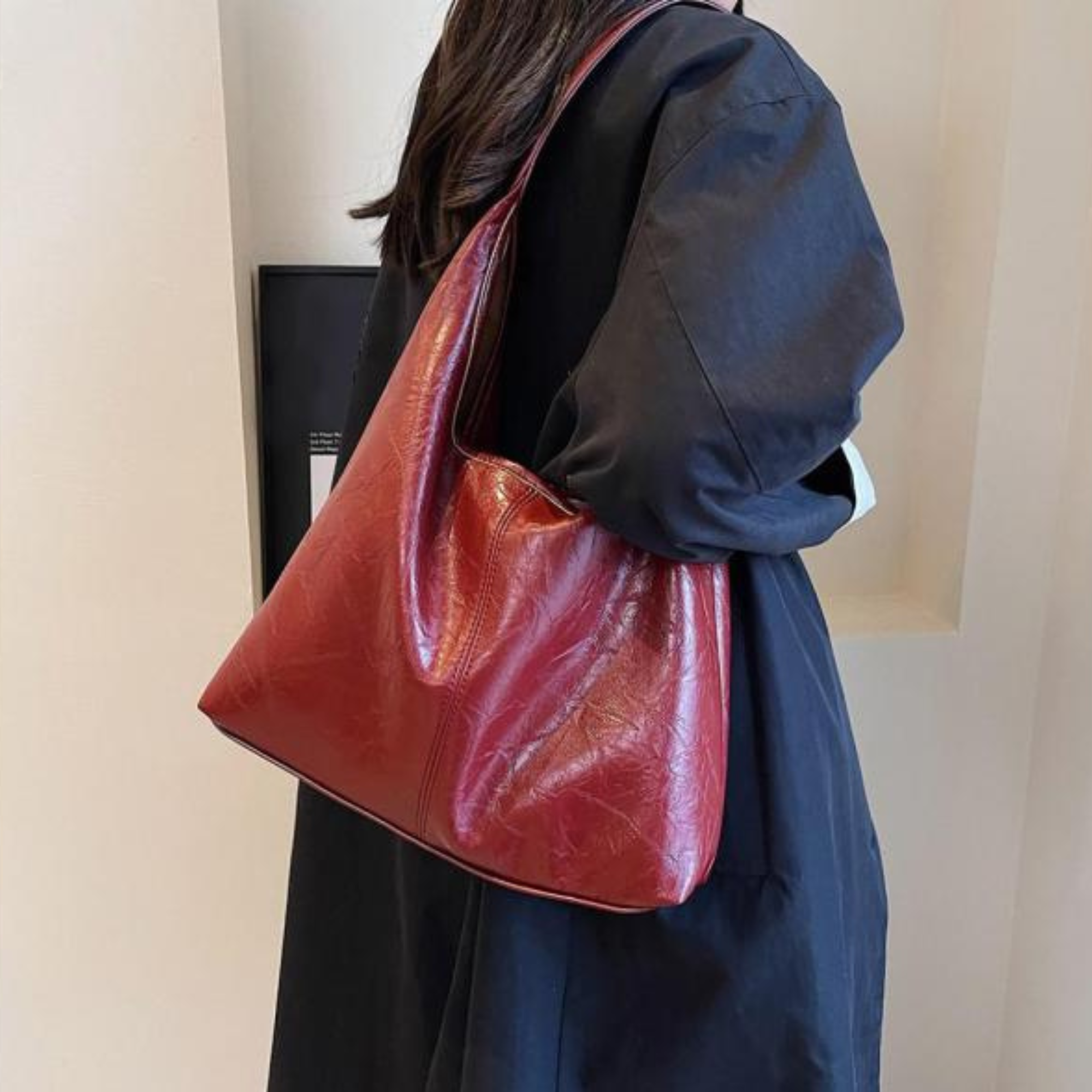 Ylona Vintage Elegance Shoulder Bag