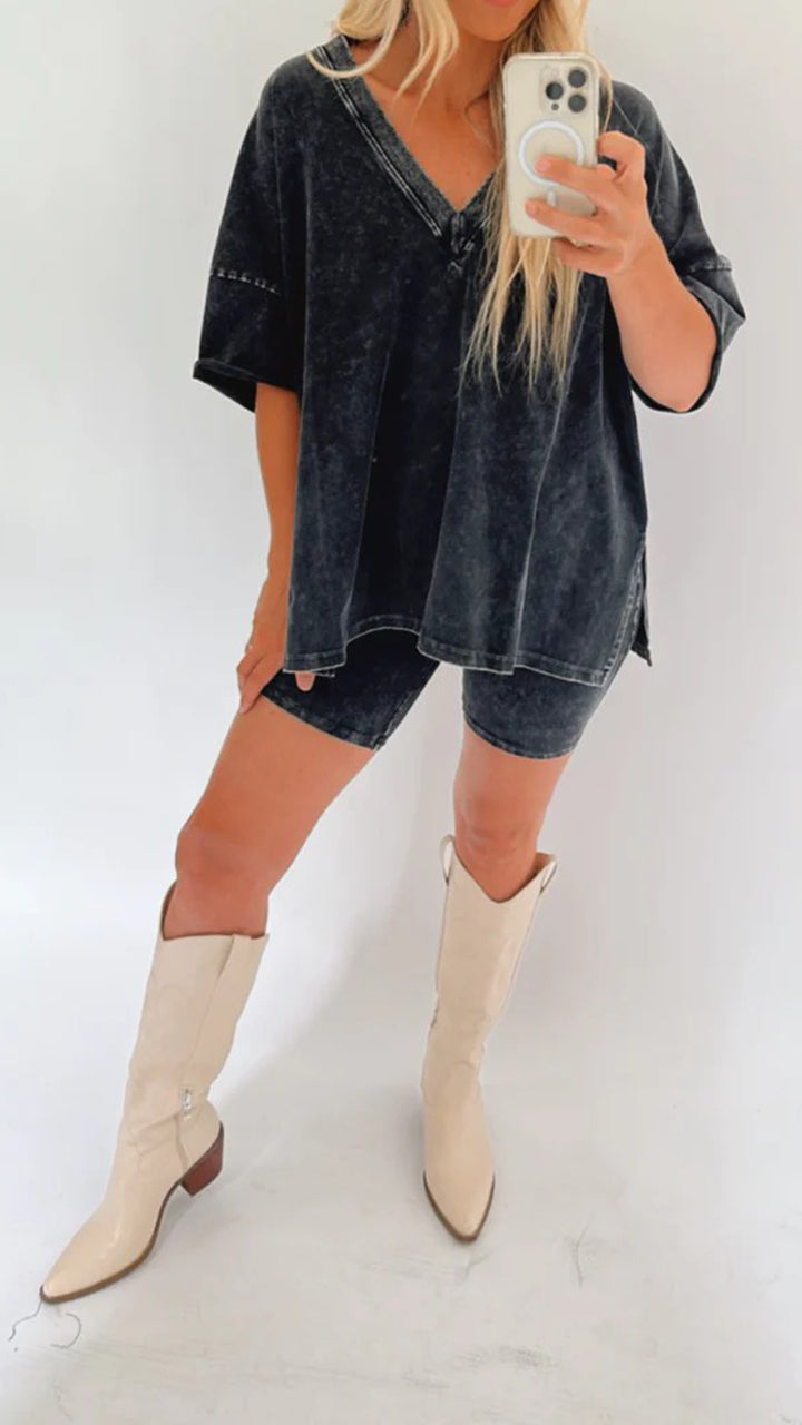 Amarra Relaxed T-Shirt and Shorts Set for Ultimate Comfort Black