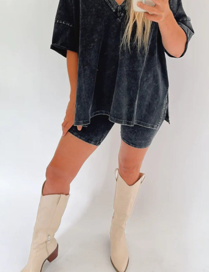 Amarra Relaxed T-Shirt and Shorts Set for Ultimate Comfort Black