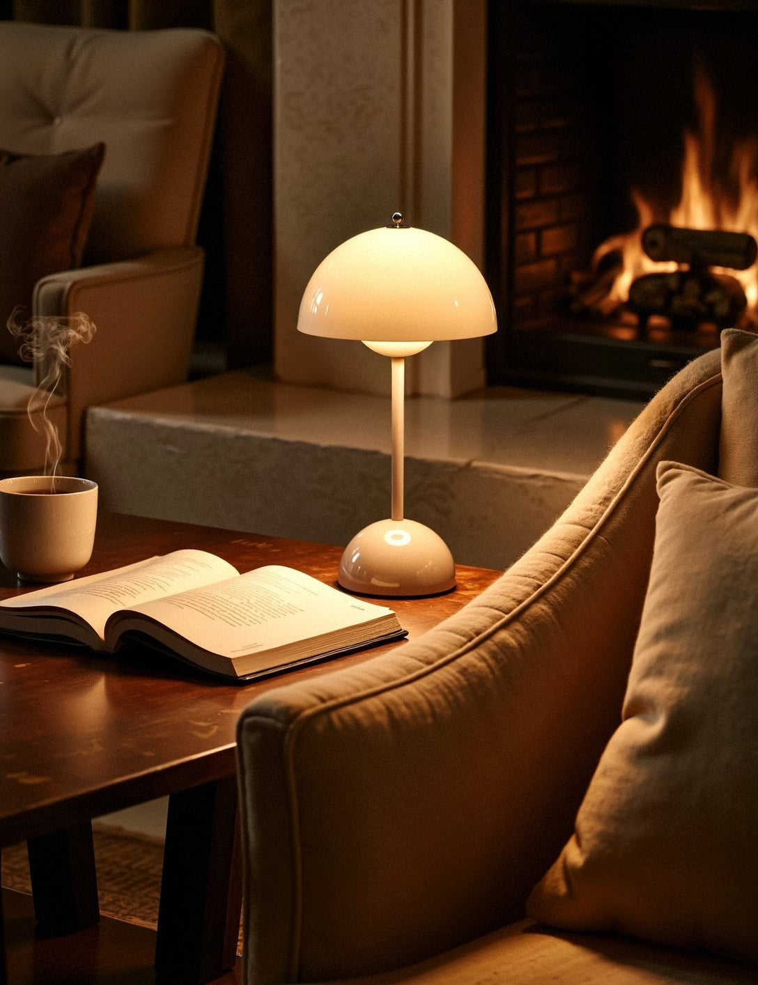 Veluce - Sophisticated Table Lamp