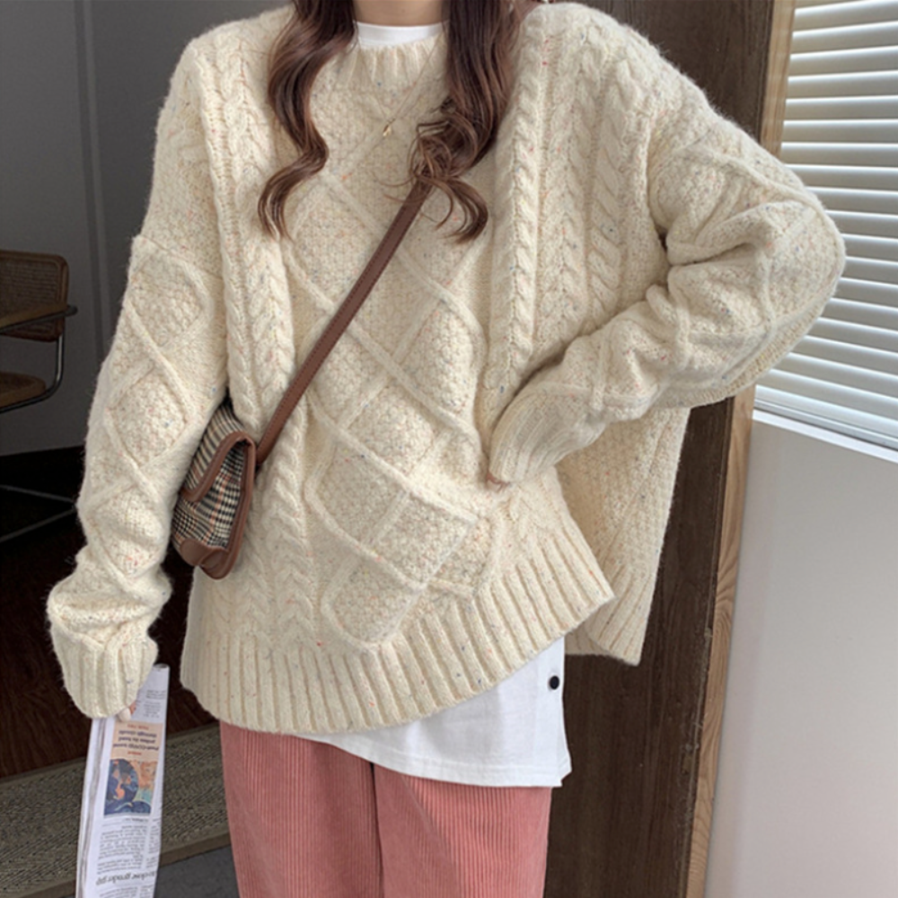 Magnolia Cable Knit Chunky Jumper for Cozy Style and Comfort