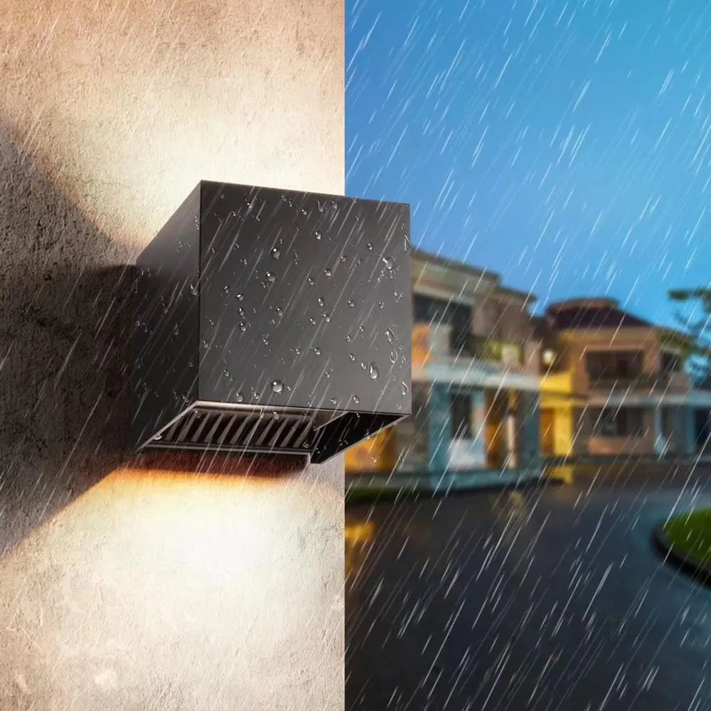 UrbanGleam - Wireless LED Wall Light