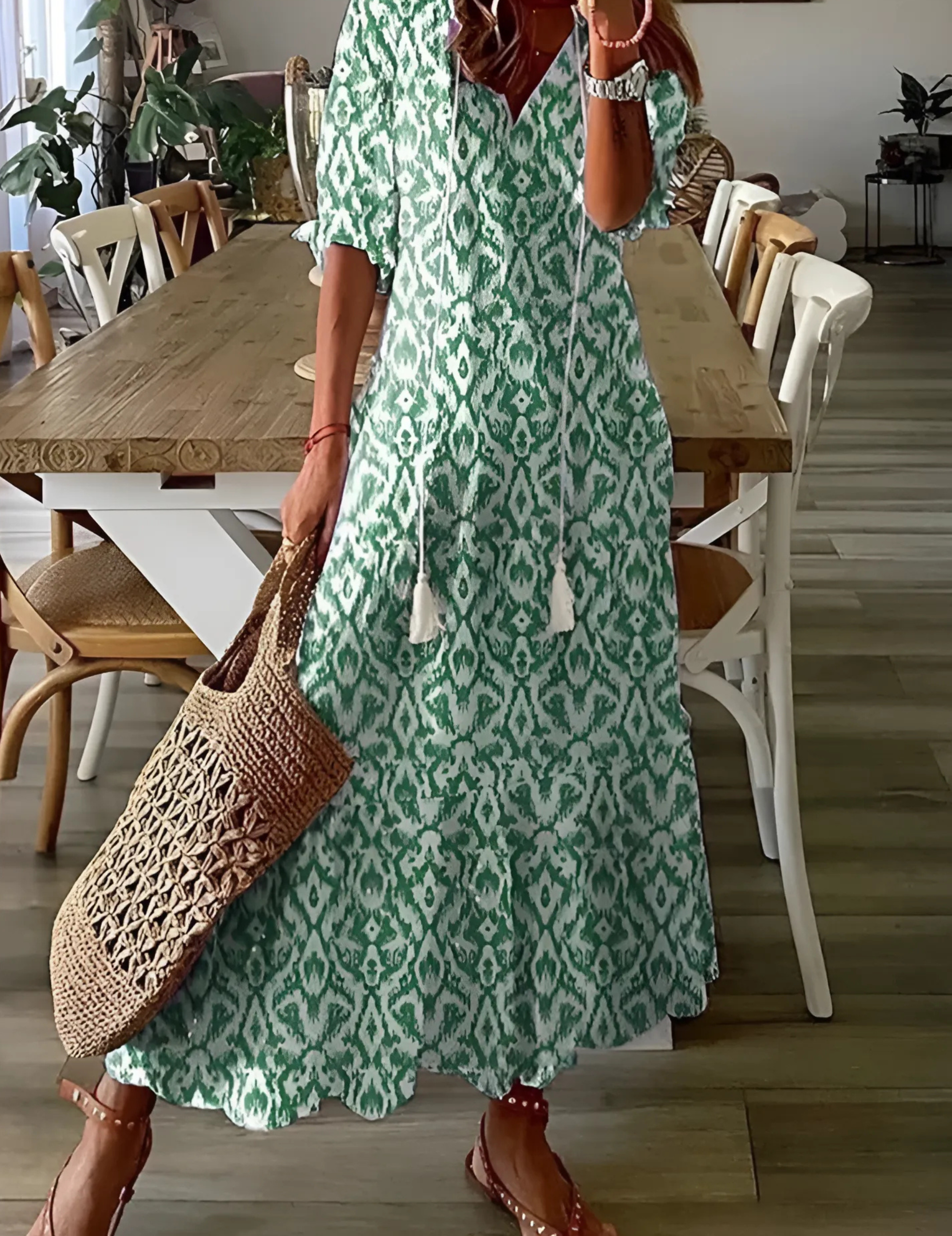 Noelle Printed Dress - Elegant Flowing Style for Every Occasion Green