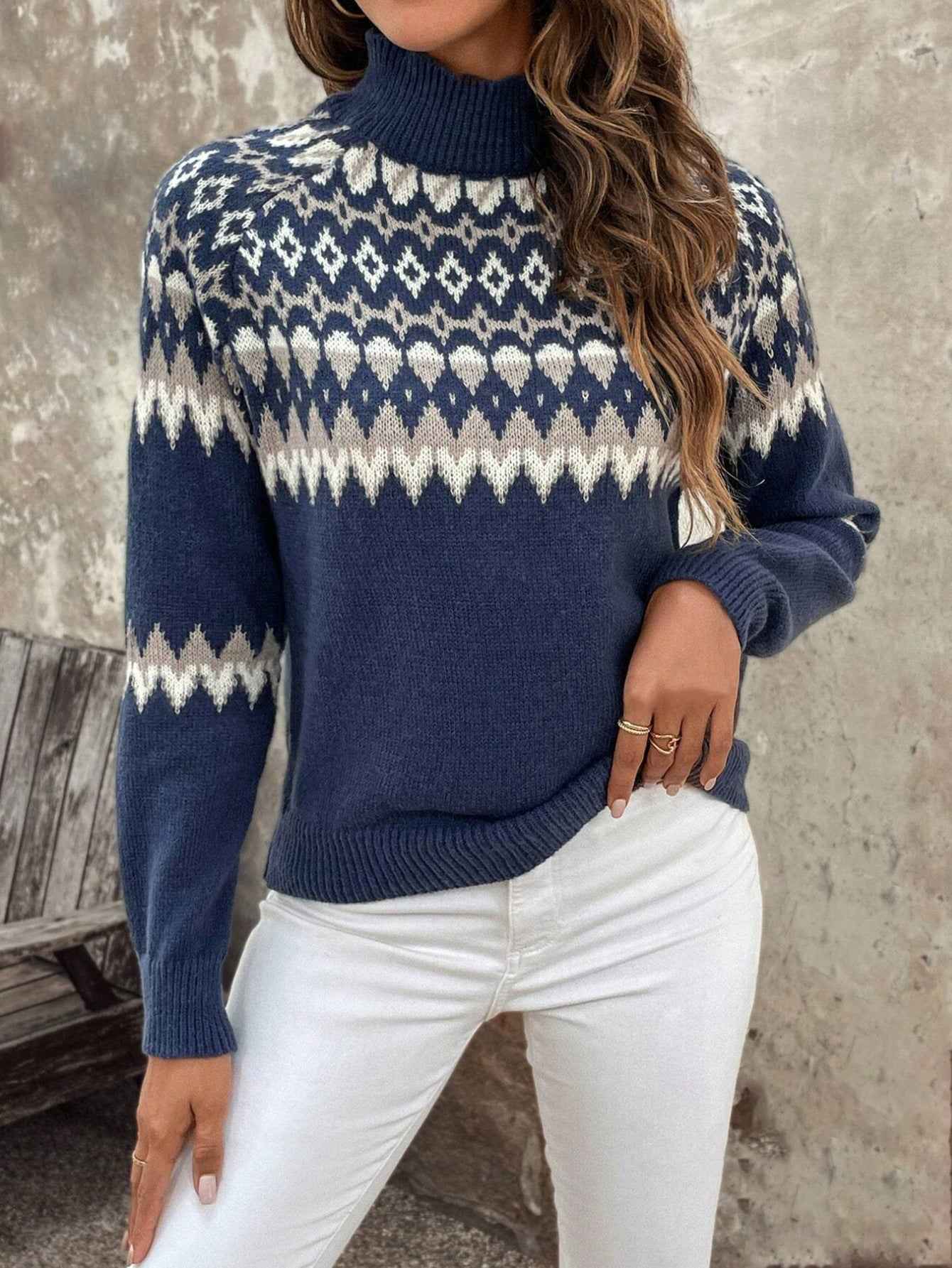 Giyann Cozy Turtleneck Jumper with Jacquard Knit for Ultimate Comfort