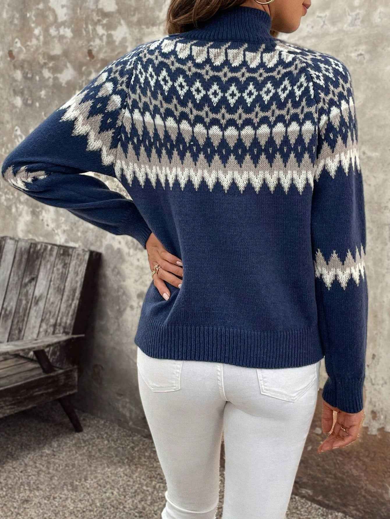 Giyann Cozy Turtleneck Jumper with Jacquard Knit for Ultimate Comfort
