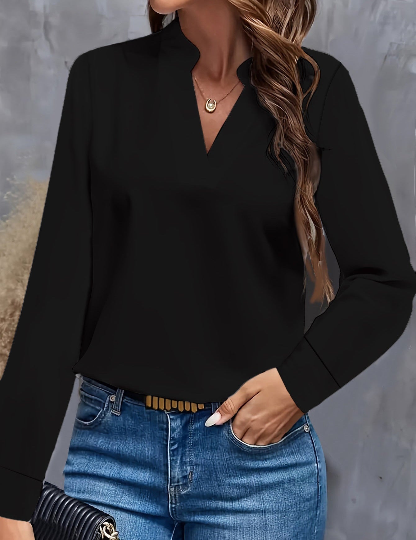 Anouk V-Neck Top Black