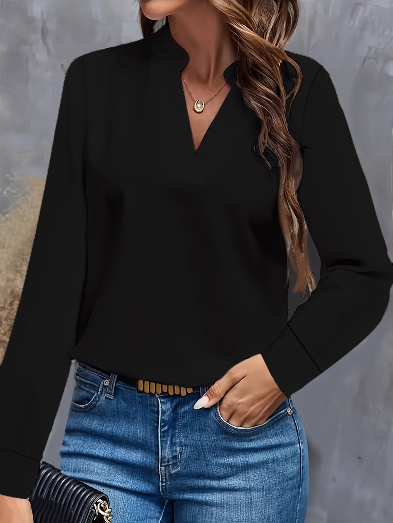 Anouk V-Neck Top Black
