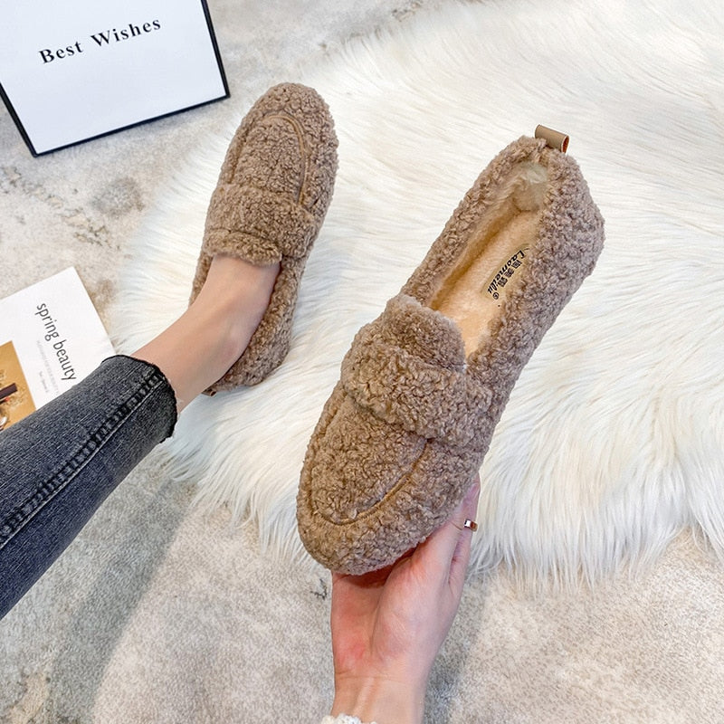 Dagny Cozy Plush Slippers Khaki