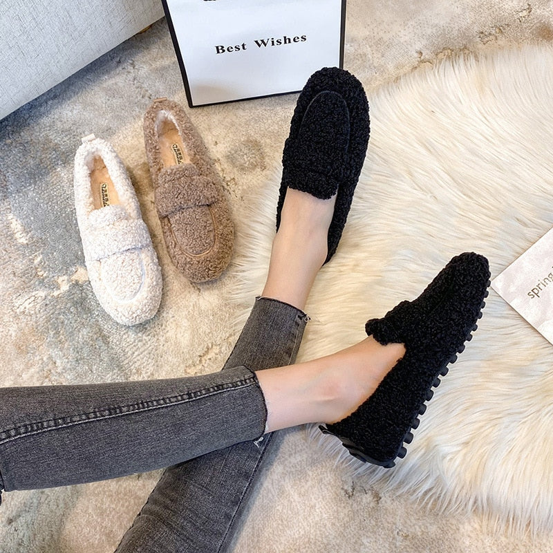 Dagny Cozy Plush Slippers