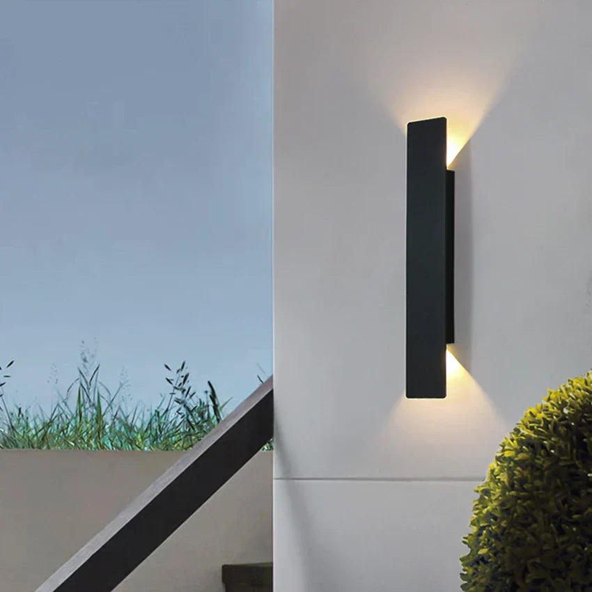 DoubleGlow Outdoor Wall Light