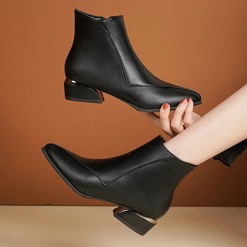 Julane - Zip-Up Ankle Boots with Stylish Block Heel Black