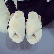 Lizzy - Cozy Criss-Cross Fluffy Slippers White