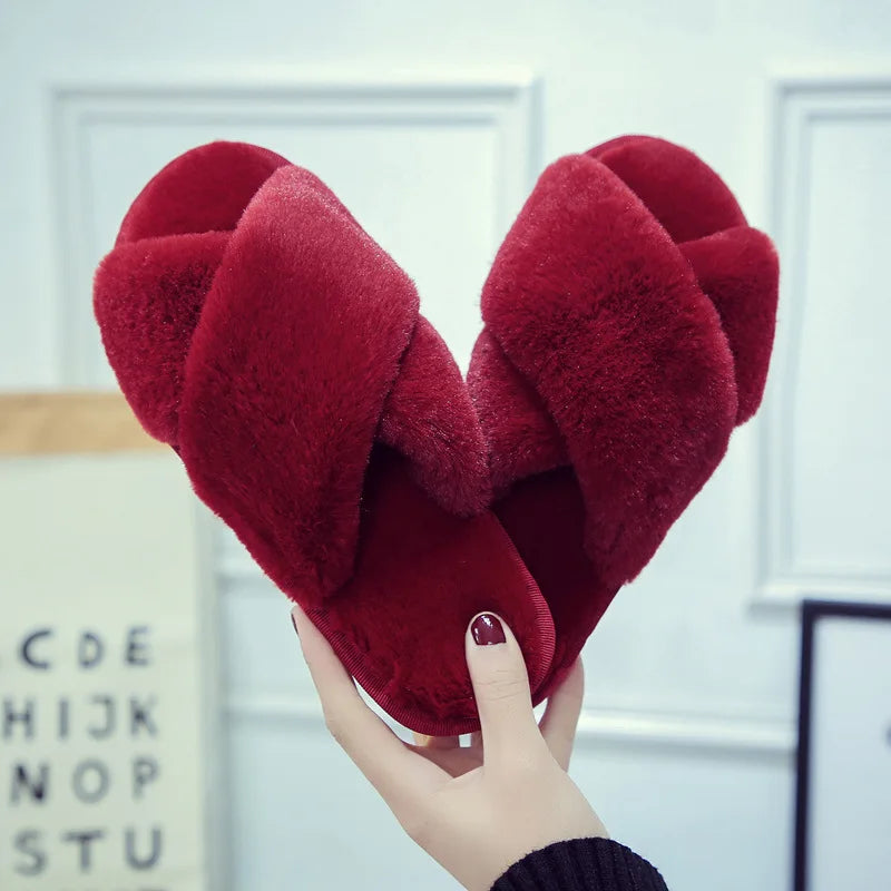 Lizzy - Cozy Criss-Cross Fluffy Slippers Red