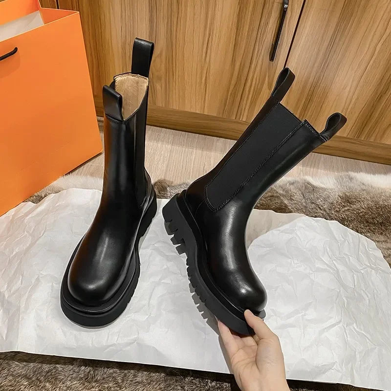 Wylla - Chelsea Platform Boots with Elastic Detail