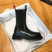 Wylla - Chelsea Platform Boots with Elastic Detail Black