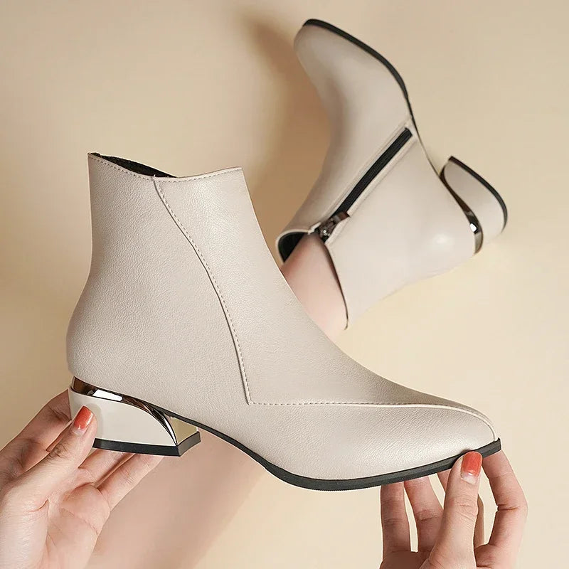 Julane - Zip-Up Ankle Boots with Stylish Block Heel Beige
