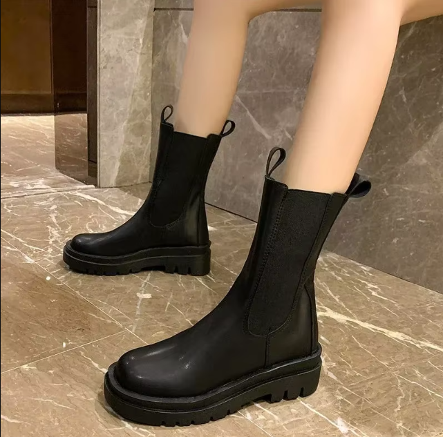 Wylla - Chelsea Platform Boots with Elastic Detail