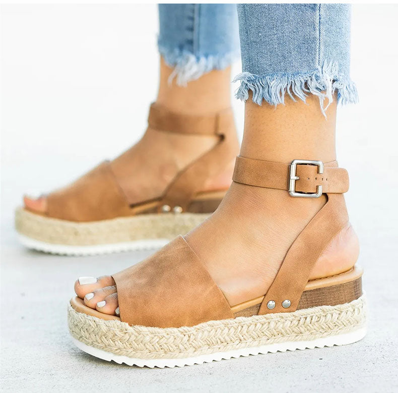 Strappy Elin Sandals Brown