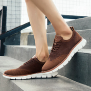Maddox Retro Sneakers with Cushioned Insoles for Ultimate Comfort