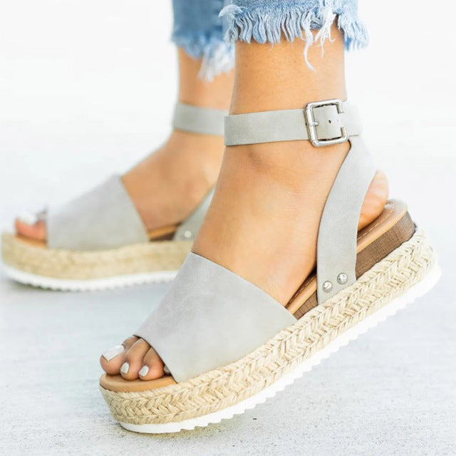 Strappy Elin Sandals