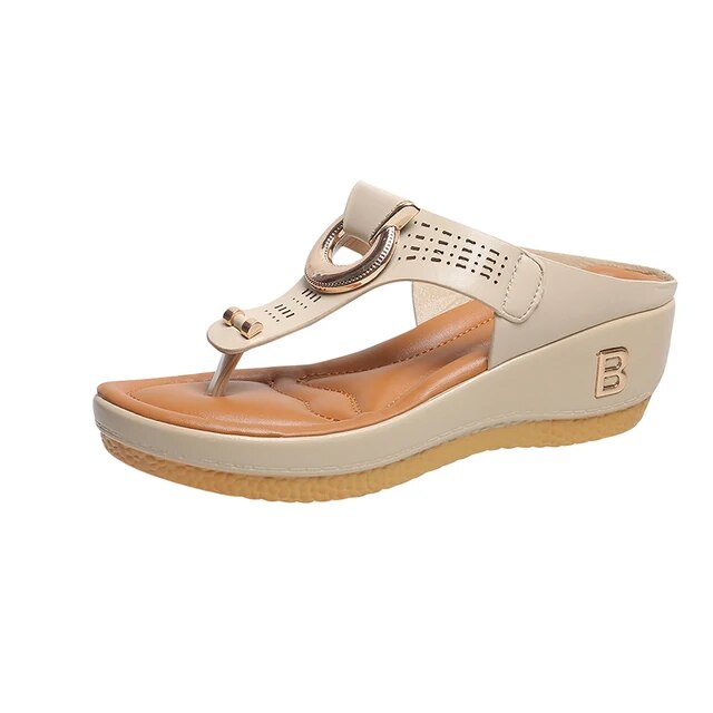 Alberte Elevated Wedge Sandals White