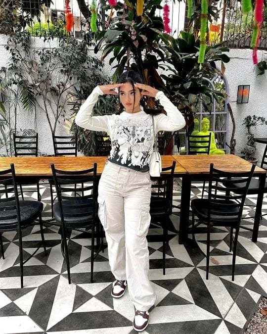 Adjustable Women's Cargo Pants For Everyday Comfort