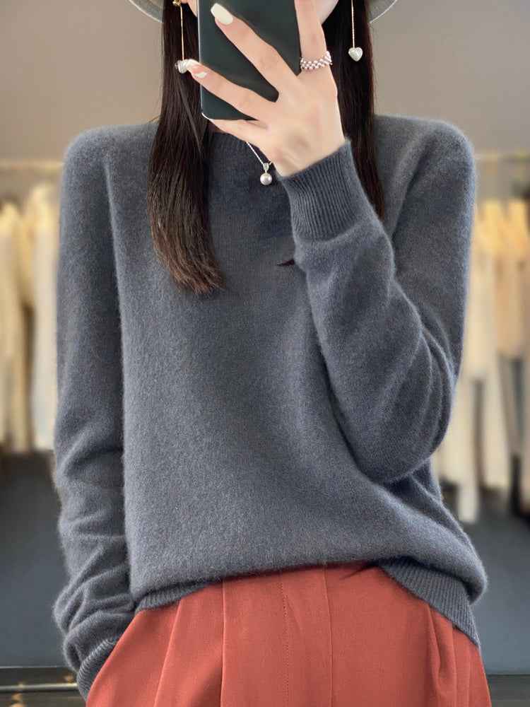 Cozy Knit Sweater for Warmth and Relaxed Everyday Wear