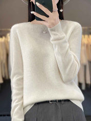 Cozy Knit Sweater for Warmth and Relaxed Everyday Wear