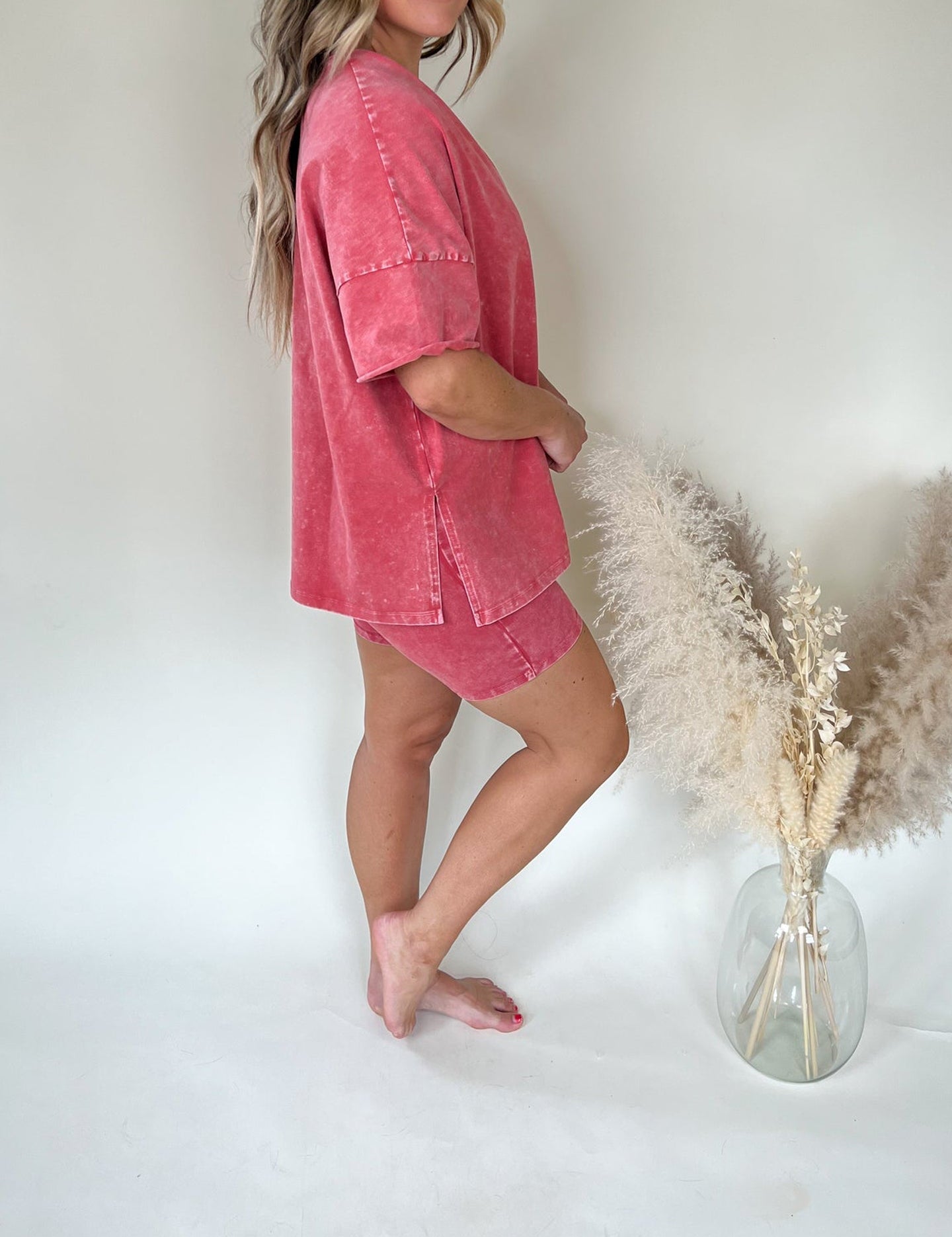 Amarra Relaxed T-Shirt and Shorts Set for Ultimate Comfort