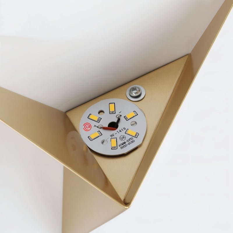 Glisten - Sleek Minimalist Wall Light